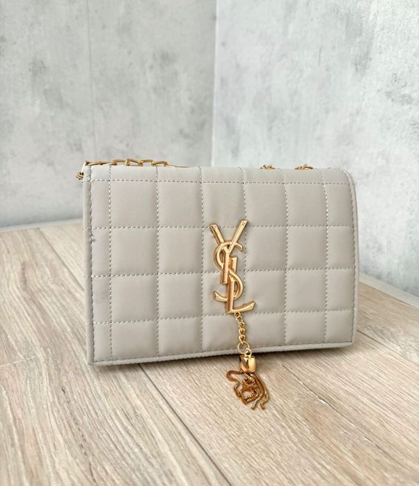 Продам женскую сумку