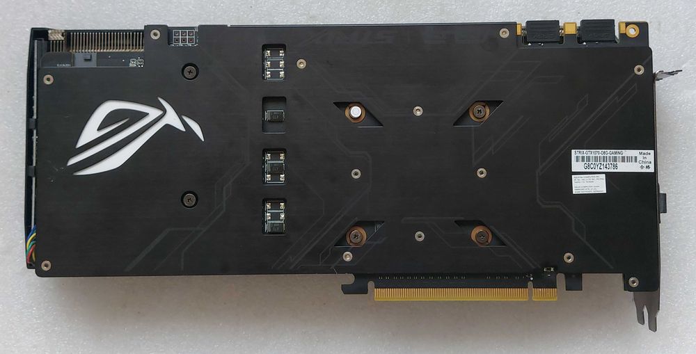 Placa video ASUS GeForce GTX 1070 ROG STRIX GAMING O8G 8GB GDDR5 256-bit