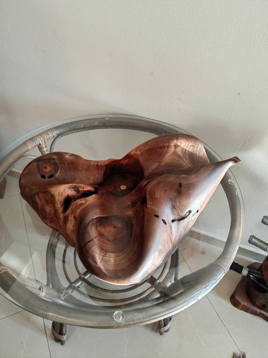 Арт винарна-поставка за бутилки