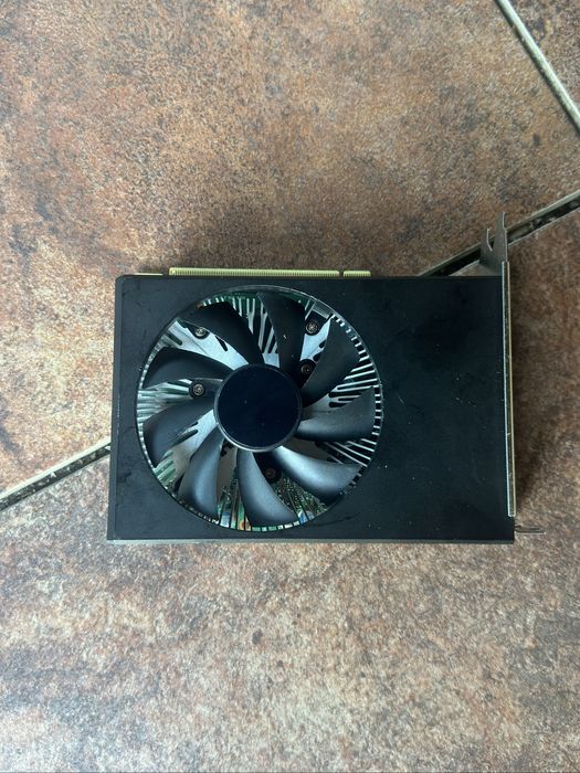 Gtx 1660 perfect funcitonala
