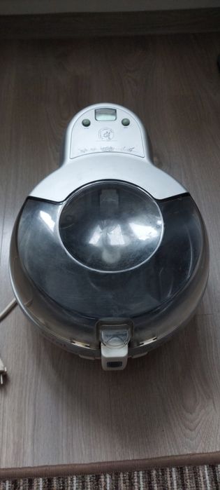Friteuză cu aer cald Tefal Actifry– Gătit Sănătos (cu doar o lingura de ulei)