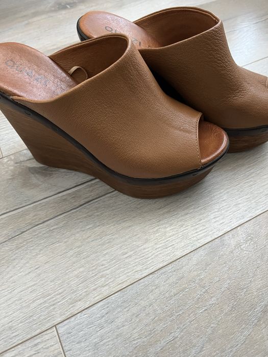 Saboti platforma din piele