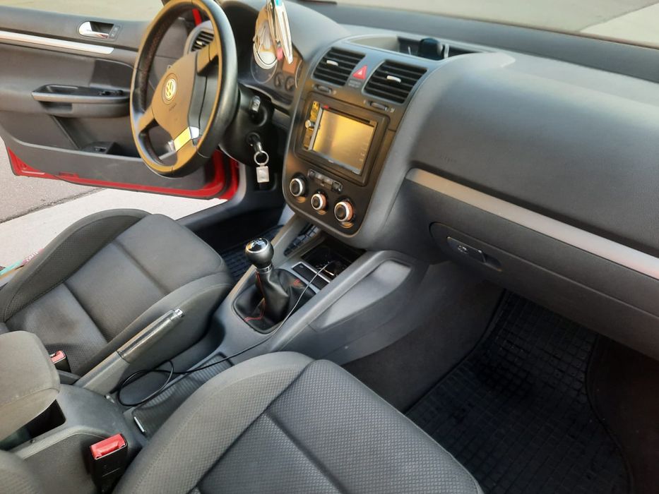 Vând autoturism marca WV golf