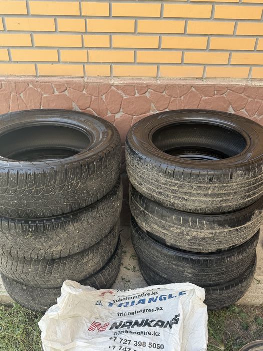 Шины продам 235/55/17