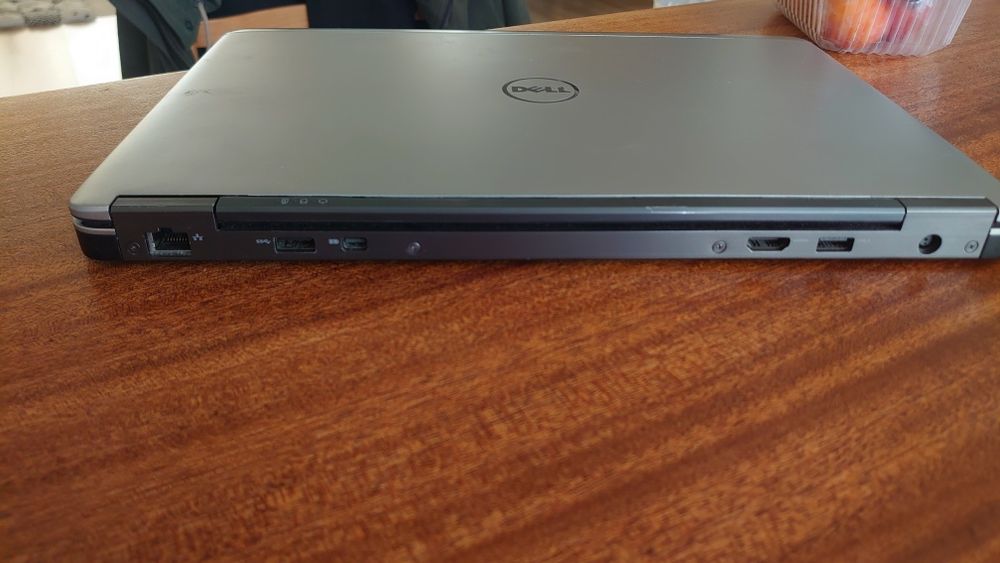 Ноутбук Dell latitude 7440