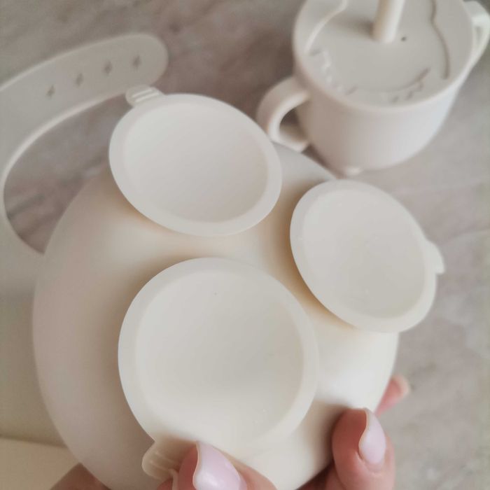 Продам детскую посуду