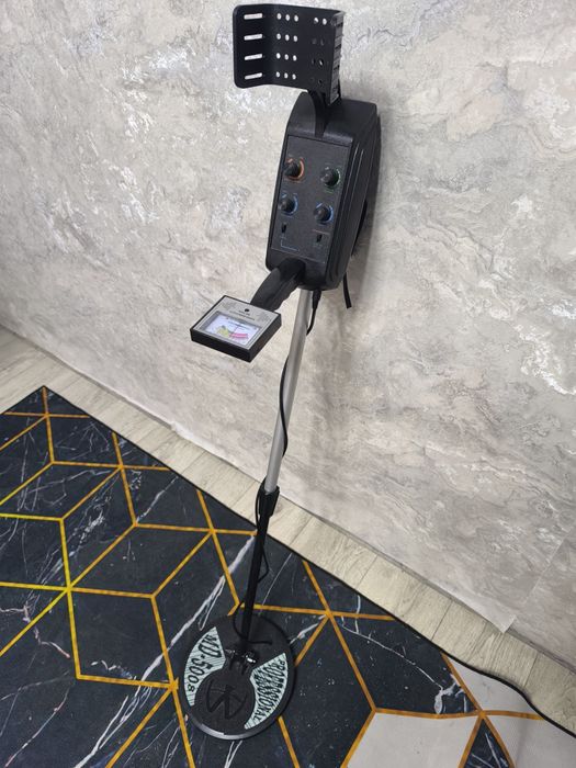 Продам металлоискатель MD 5008