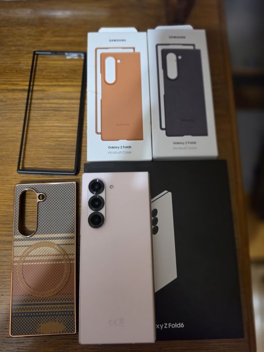 Samsung Galaxy Z Fold 6 ping 256gb Отличен.