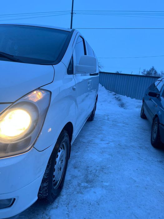 Продам Hyundai Grand Starekc