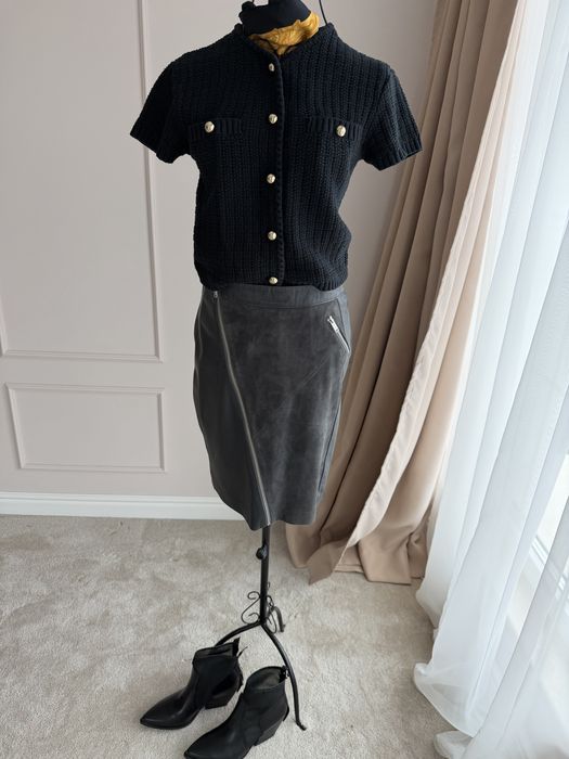 Кожена пола 2 бр. Черна и сива