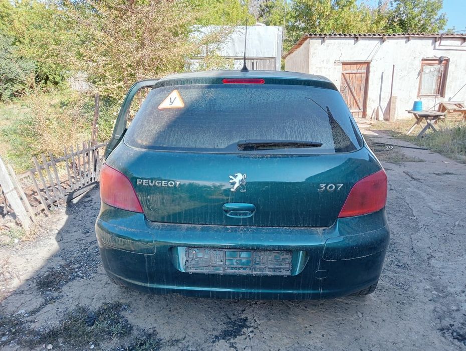 Продаётся пежо 307 аварийном состояние