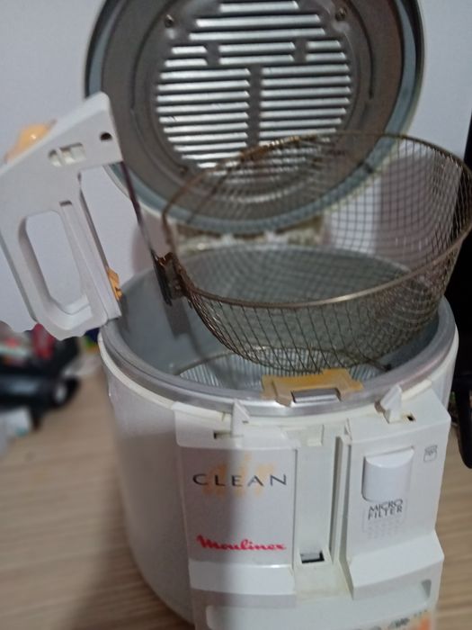 Friteuza ,air Clean