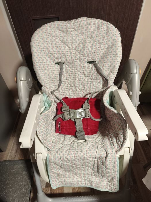 Стол за хранене от 1 до 5 годишна възраст Brevi + подарък