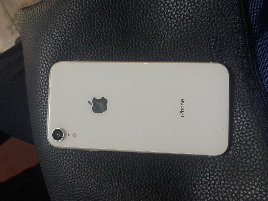 Айфон хр 128гб 76%