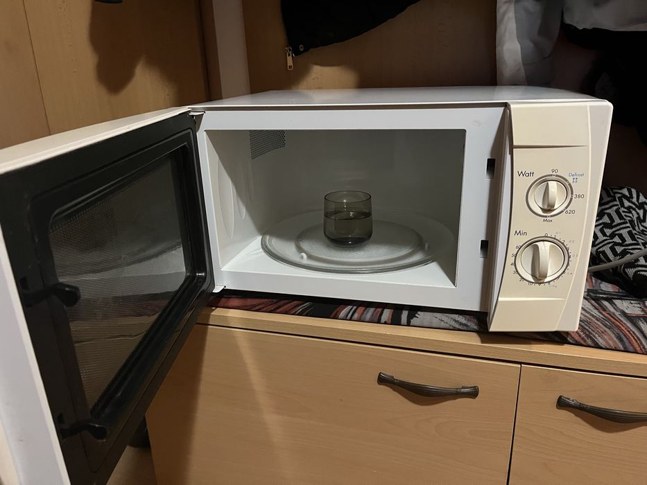 Микровълнова фурна LG