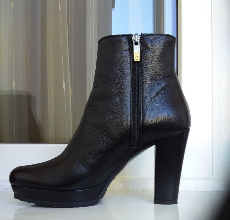 Ghete din piele, marimea 38