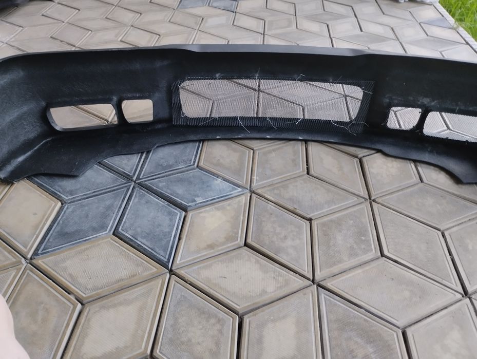 Бампер на БМВ е36 из оптоволокна