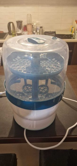 Sterilizator electric pentru biberoane cu doua nivele