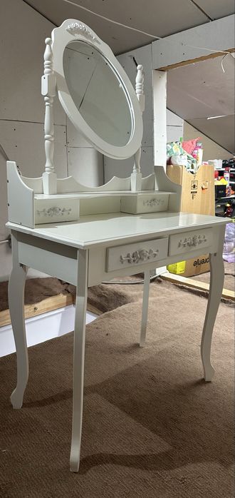 Masuța machiaj+ scaunel