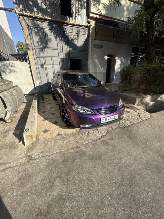 Jentra sotiladi top toza avtomat karobka