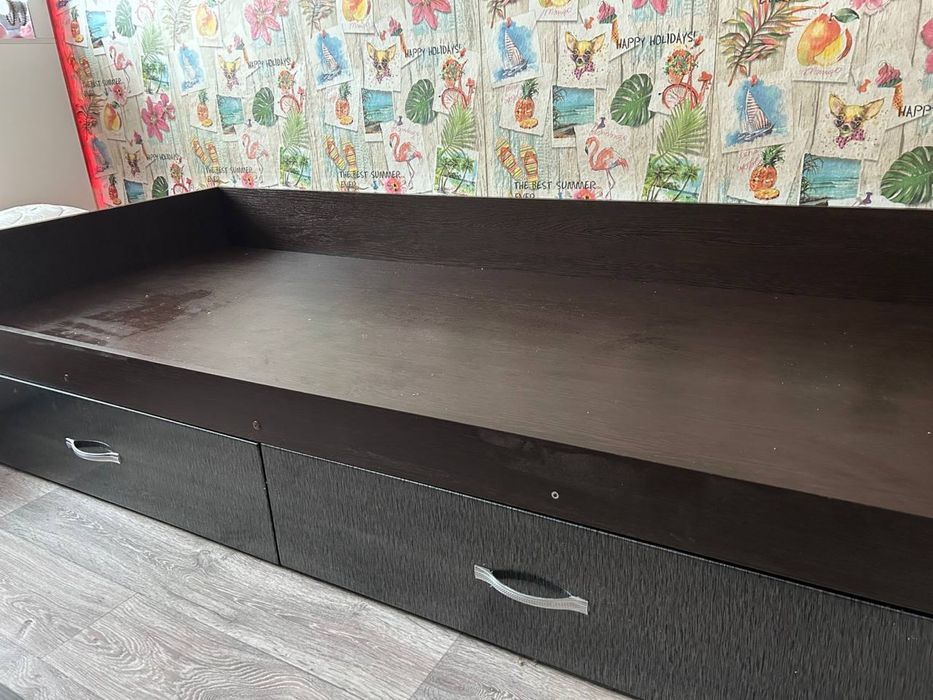 Кровать односпальная