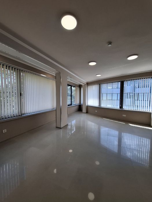 Офиси под наем в центъра на града