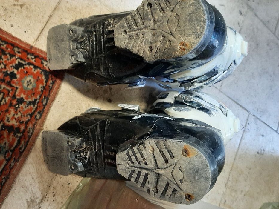 Ски обувки номер 40/41 употребявани продава цена 40 лева