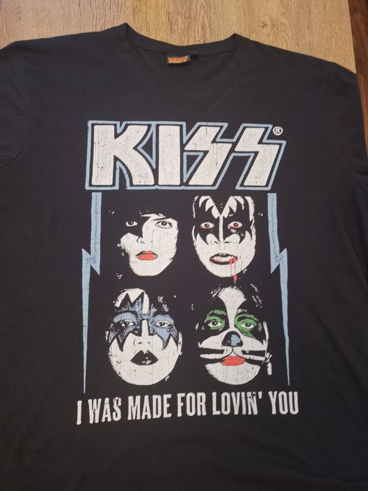 Tricou Kiss xxl impecabil