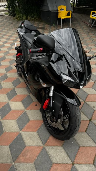 Kawasaki ZX6R 2007 - impecabil