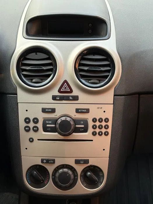 Vând Opel Corsa 2008 75 Cp