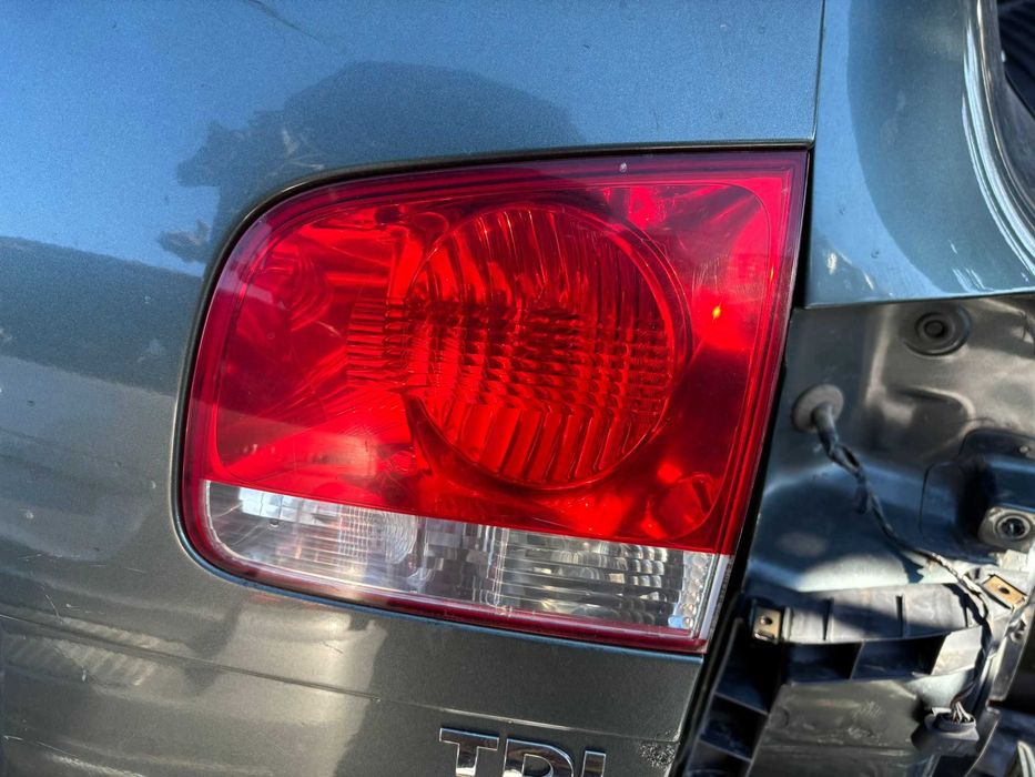 Stop de pe haion Volkswagen Touareg an 2006 non facelift