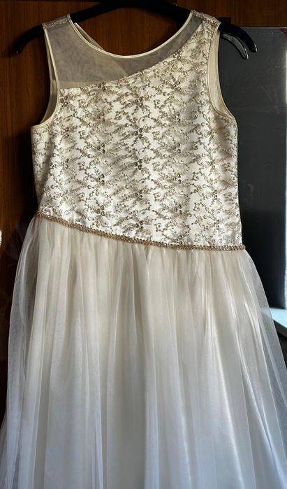 Нарядные, празничные платья