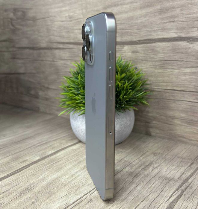 б/у  iPhone 15 Pro Max 512Gb Natural USA ESIM