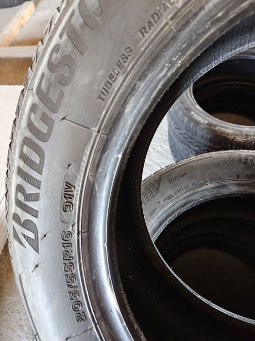 Set Bridgestone 205/55 R16 Vară