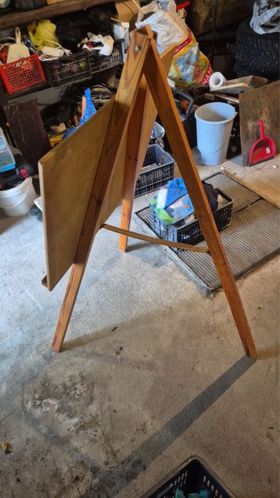 Продам мольберт для рисования