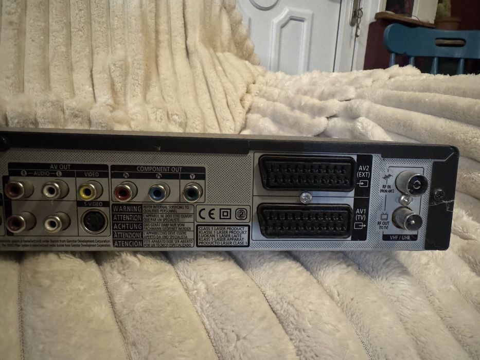 Samsung DVD-HR753 HDD & DVD Recorder – HDMI, Hard Disk, Funcțional