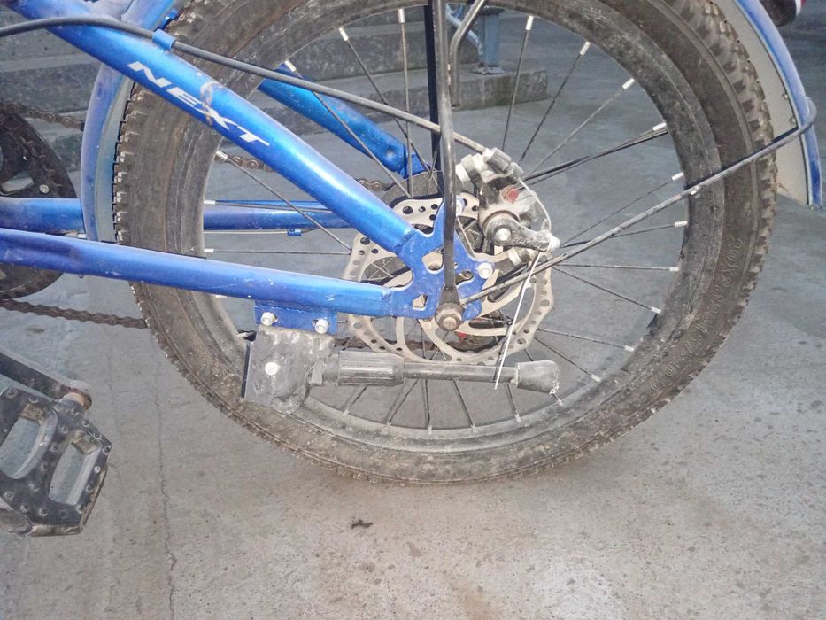 Velosiped sotiladi holati yangi minilmagan.