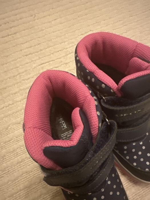 Ghete Geox si Salomon 27