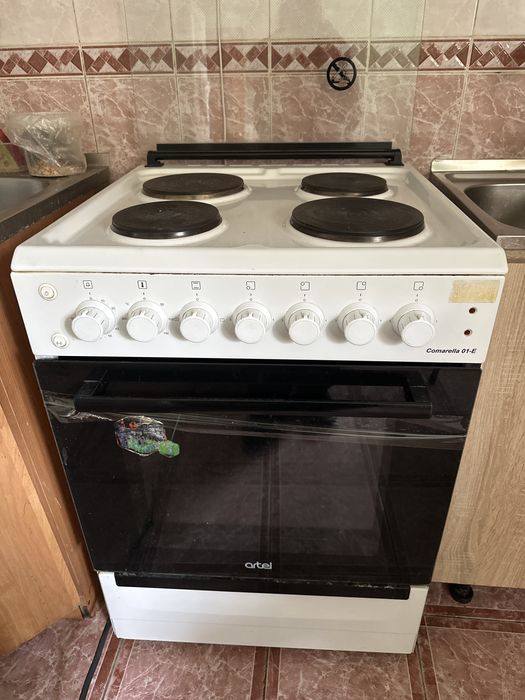 Продам плиту электрическую