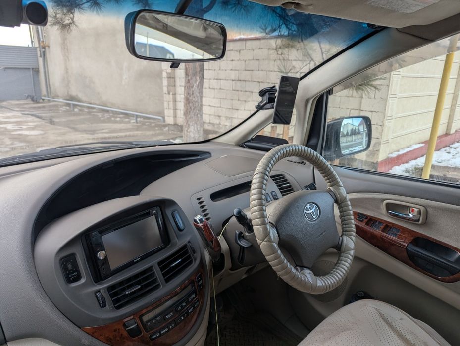 Продается Toyota Estima