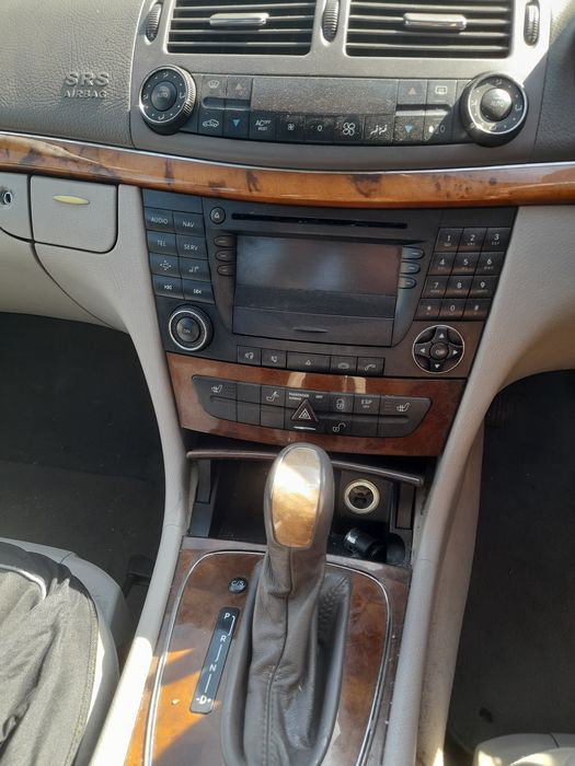 Navigatie Radio CD Mercedes E-Class w211 an 2002-2008
