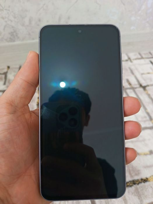 Samsung A 56 8/128 srochni sotiladi