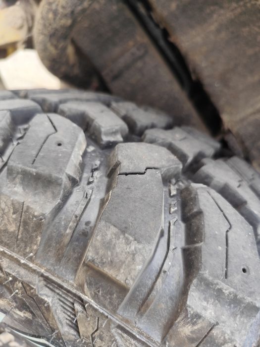 Vând/schimb anvelope 31x10.5r15 Austone  MT dot2024