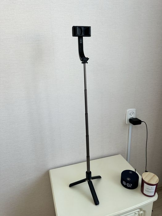 Продам штатив для блогеров