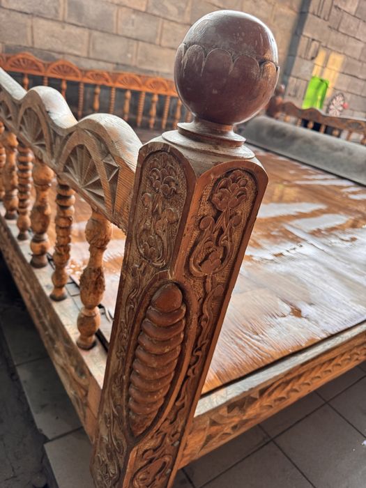 Продам топчан деревянный