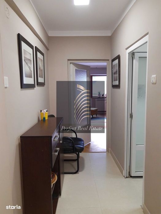Apartament 3 camere de vânzare – Zonă Centrală | Etaj 1