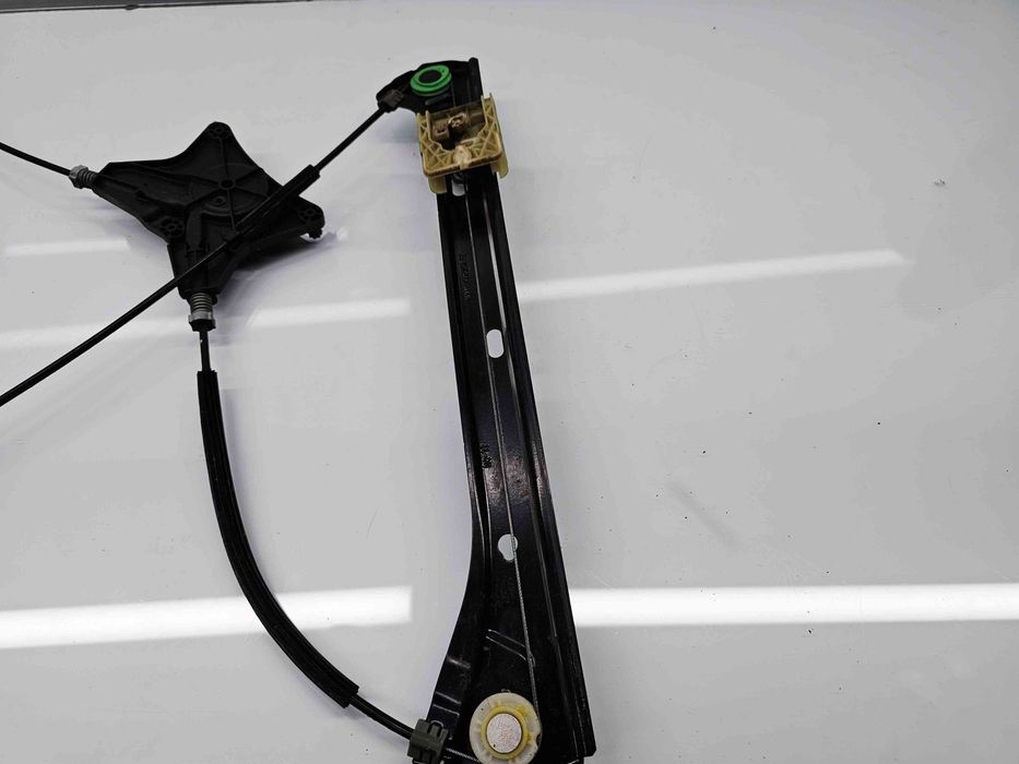Macara electrica geam dreapta fata Volkswagen Passat B8 (3G2) [Fabr 20