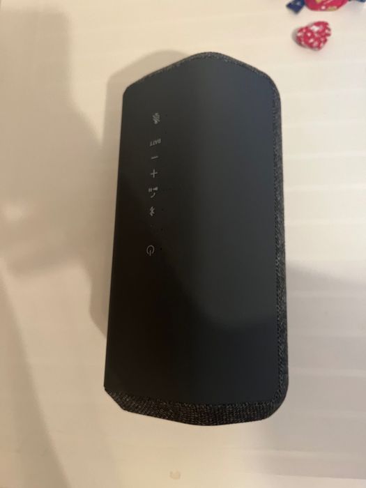 Vând boxă Sony xe300