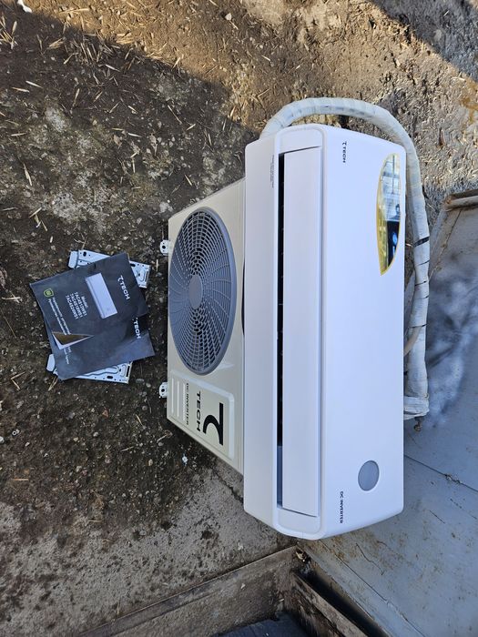 Продаётся кондиционер 7 tech 12 инвертор как новый