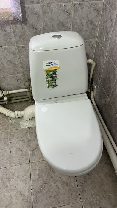 Срочна продам унитаз бу